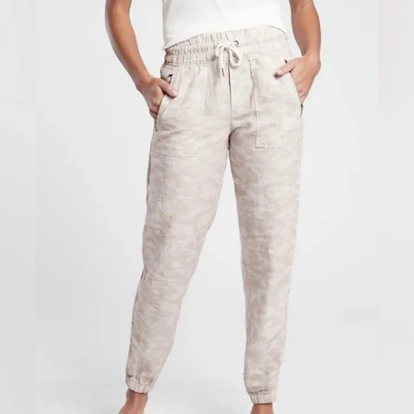 Athleta Cabo Tide Linen Jogger Natural Camo Size 8T Zip Pockets - Picture 1 of 6